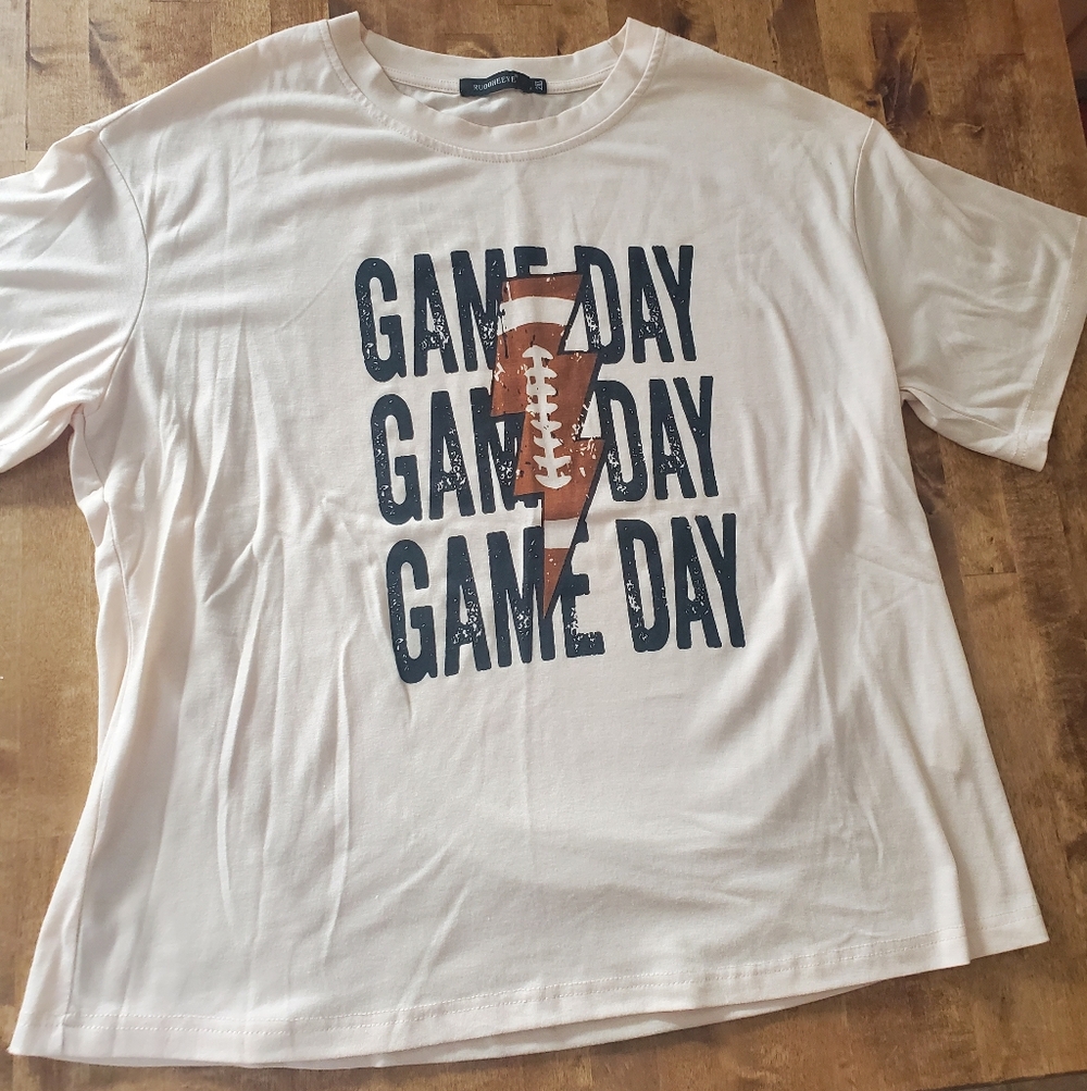Game Day Cream T-Shirt, Size XXL